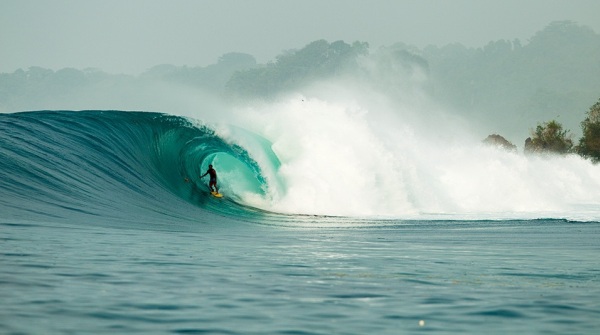 Surf Camp Panaitan